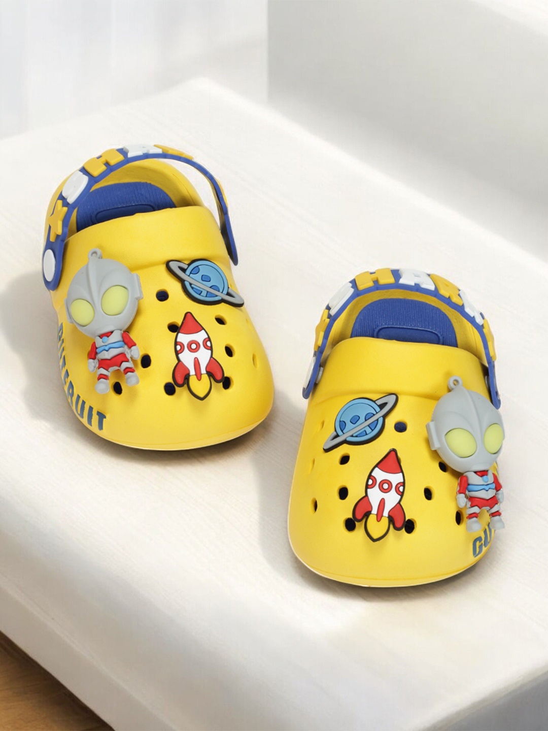 

Lil Lollipop Infants Space Applique Anti Slip Clogs, Yellow