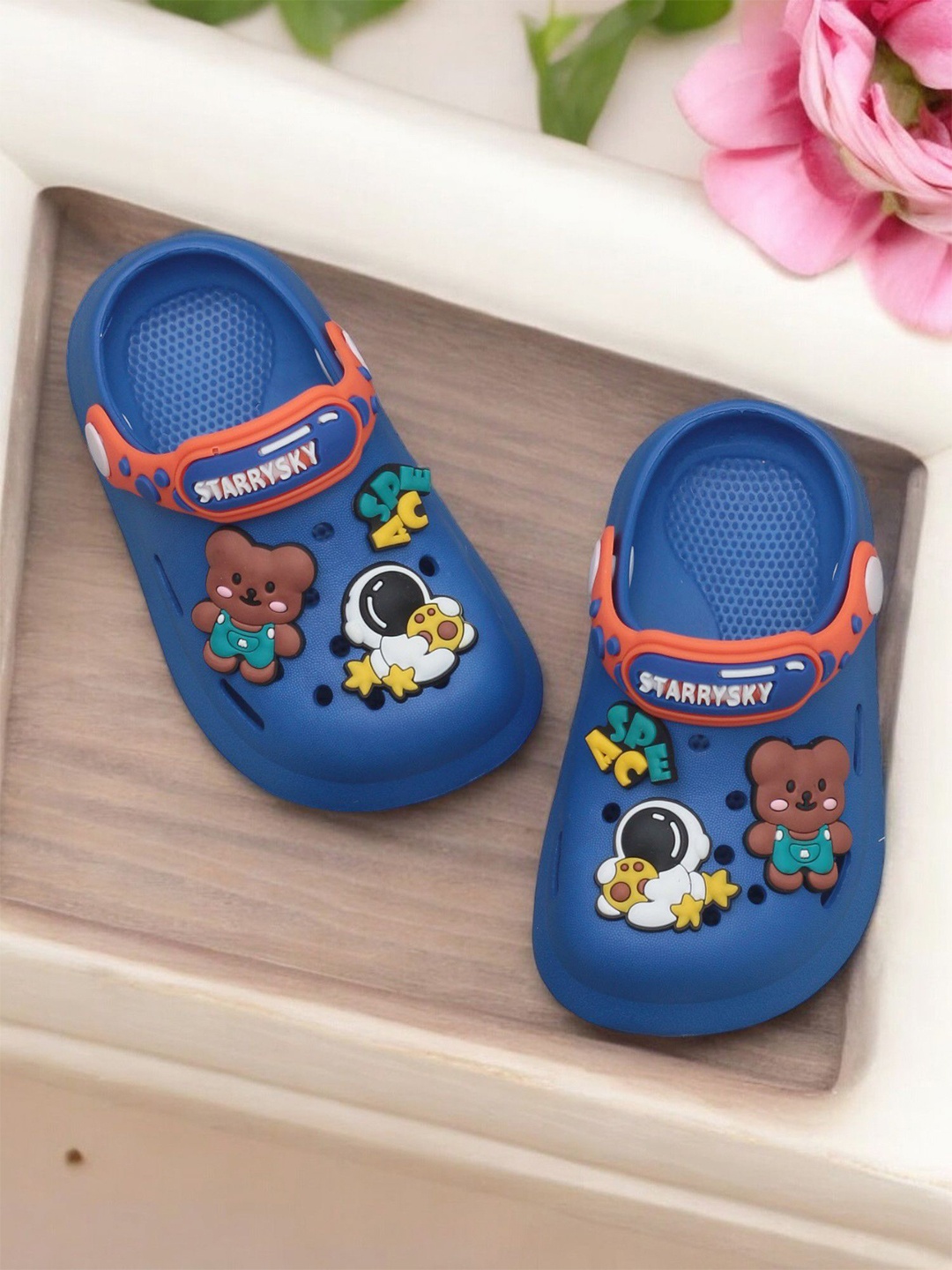 

Lil Lollipop Infants Astronaut Applique Anti Slip Clogs, Navy blue