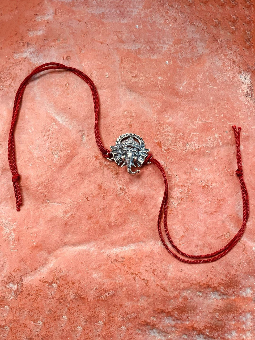

trueBrowns 925 Sterling Silver Ganesh Idol Thread Rakhi