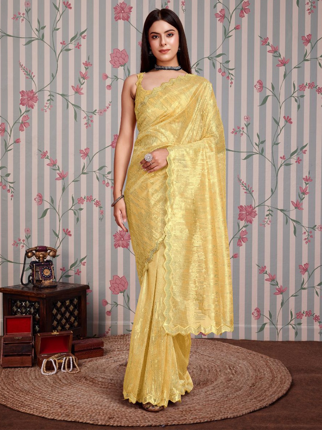 

Ode by House of Pataudi Embellished Sequinned Net Saree, Yellow