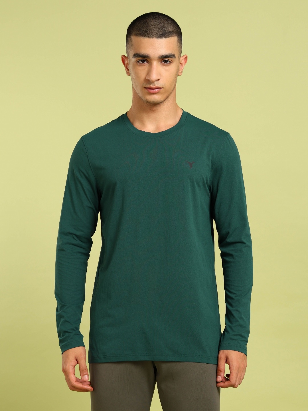 

Technosport Men UPF50 Solid Round Neck Polyester Slim Fit Tshirt, Green
