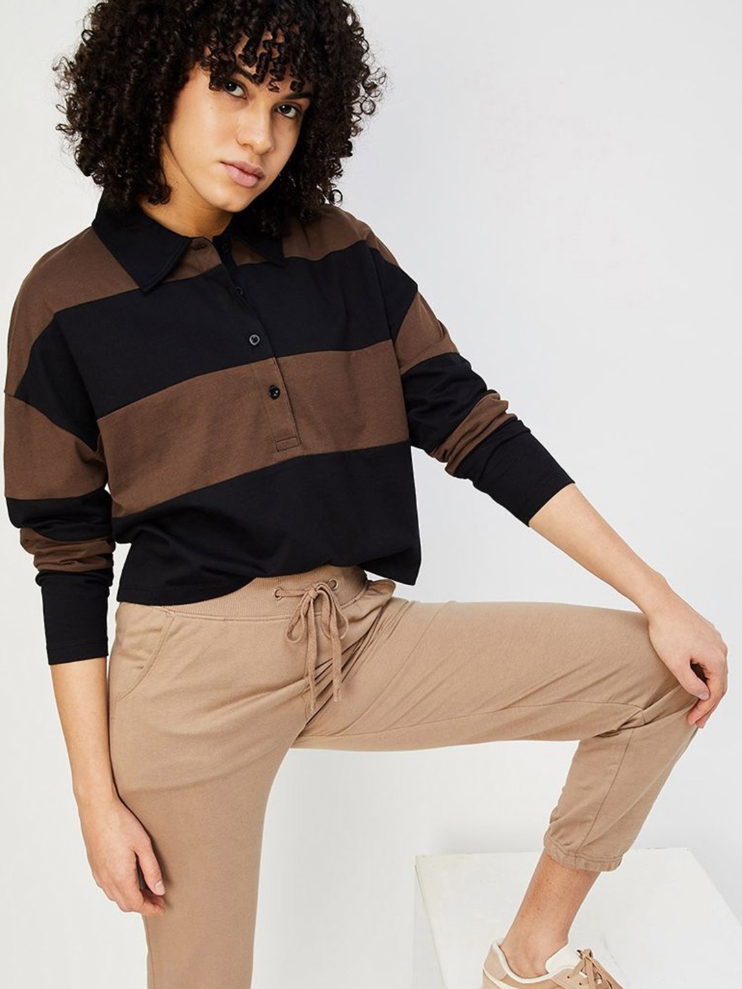 

max Women Colourblocked Polo Collar Extended Sleeves T-shirt, Brown