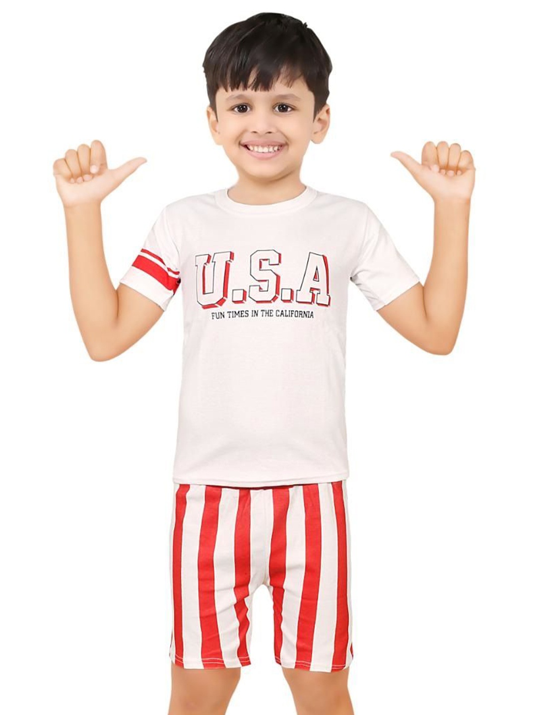 

BAESD Boys Printed Pure Cotton T-shirt With Shorts, White