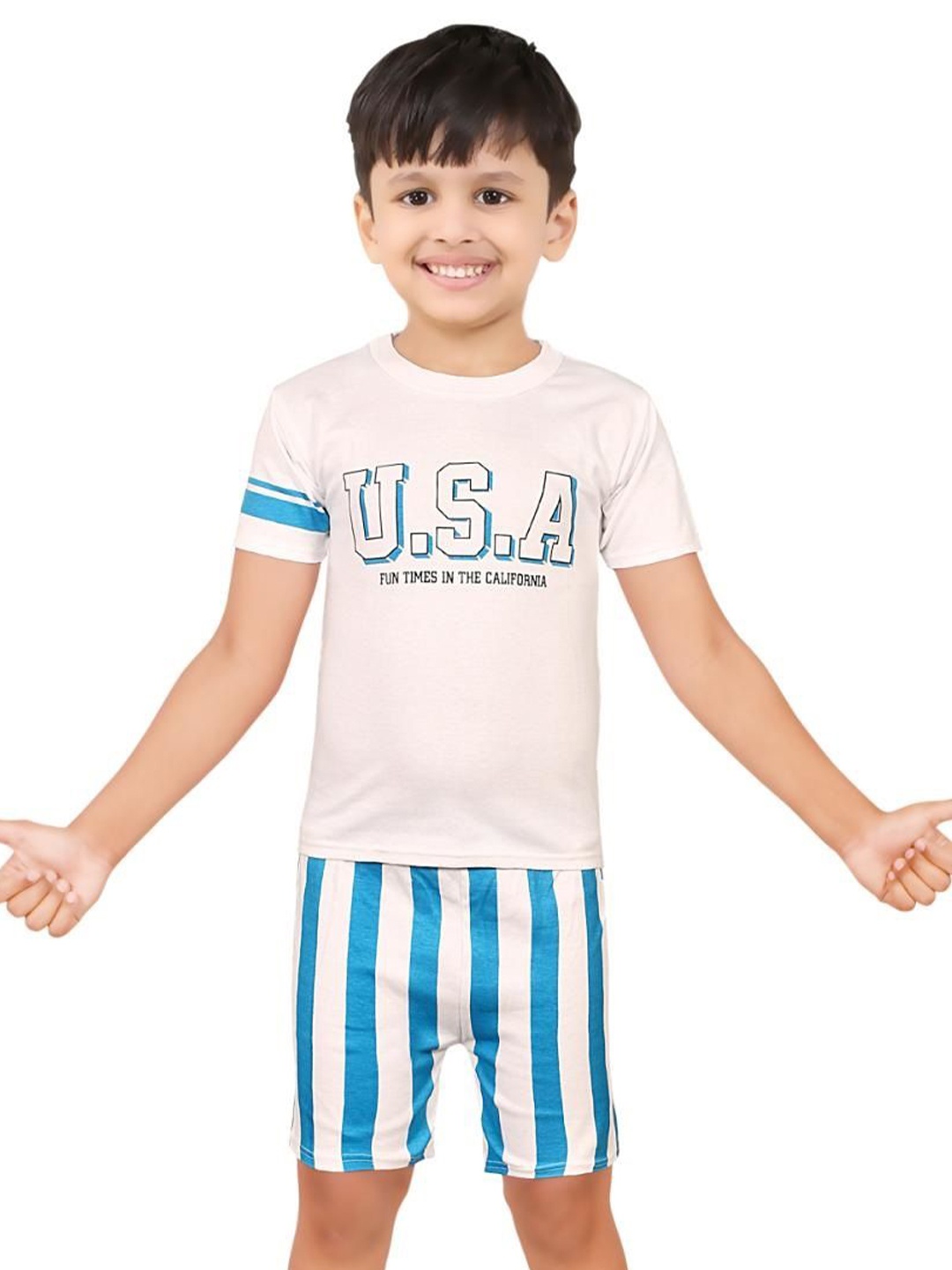 

BAESD Boys Printed Pure Cotton T-shirt With Shorts, White