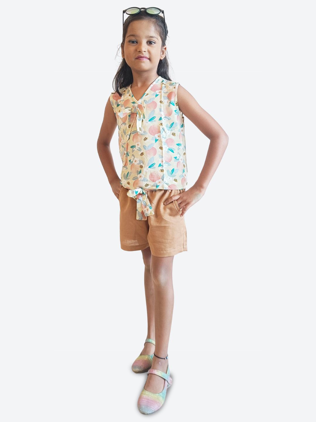 

ShilpShakti Girls Floral Printed Pure Cotton Top with Trousers, White
