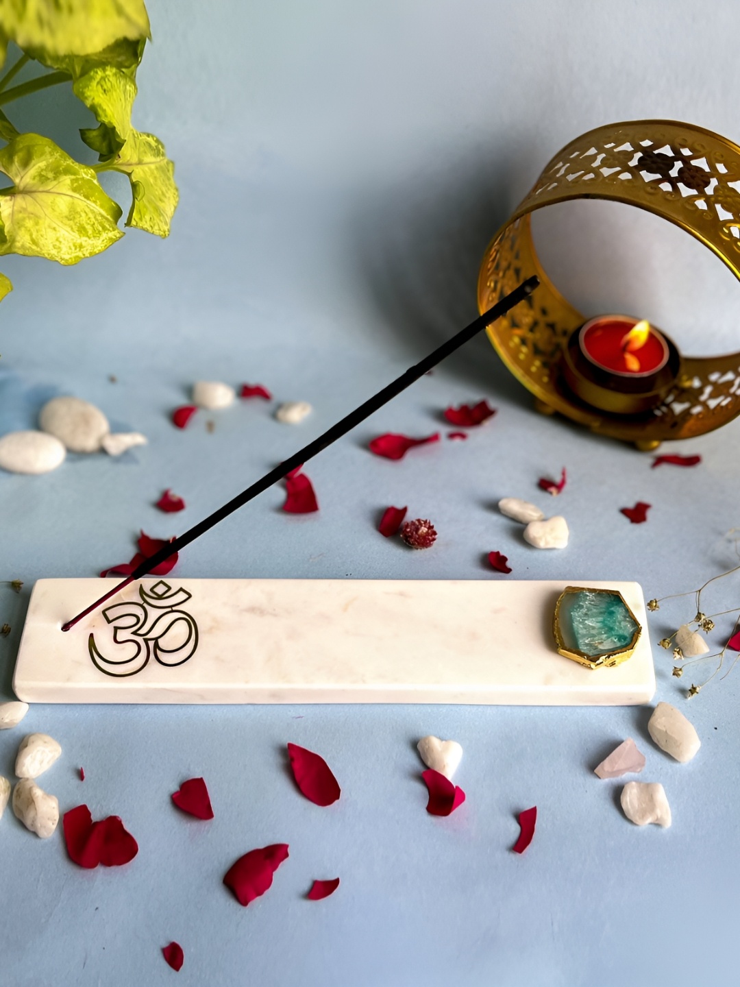 

HOMEARTE Green & Off White Om Printed Incense Stick Holder