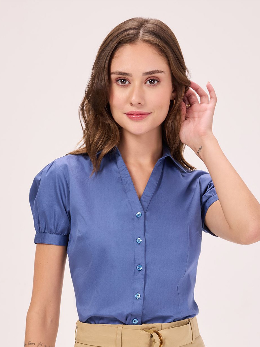 

Bombay High Women India Slim Spread Collar Solid Cotton Slim Fit Formal Shirt, Blue