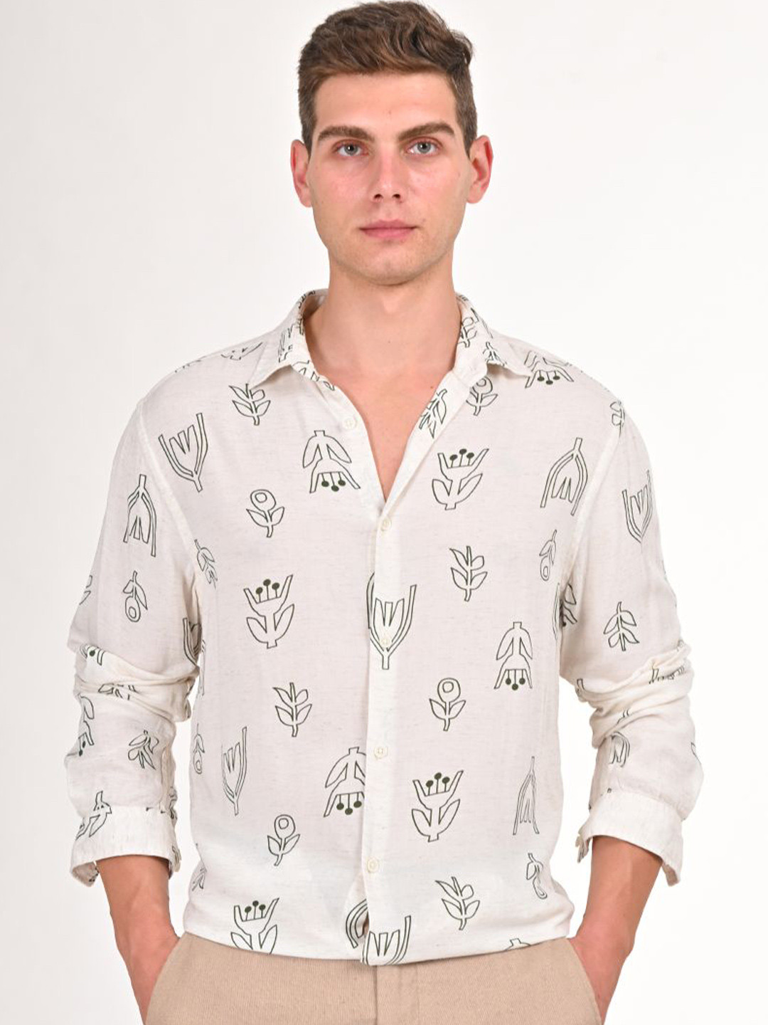 

POE Men Smart Spread Collar Conversational Printed Slim Fit Casual Shirt, Green