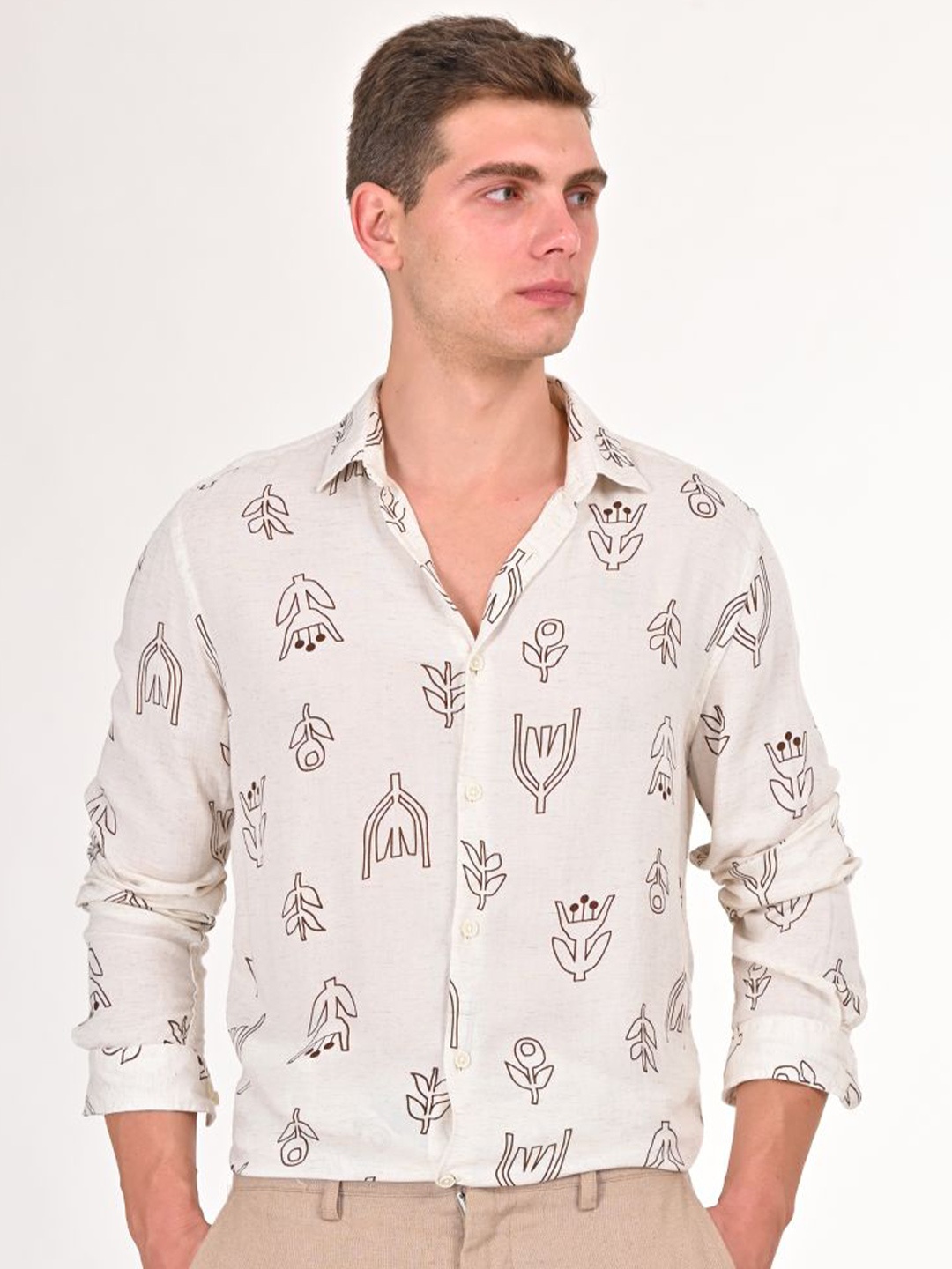 

POE Men Smart Slim Fit Conversational Printed Casual Shirt, Brown
