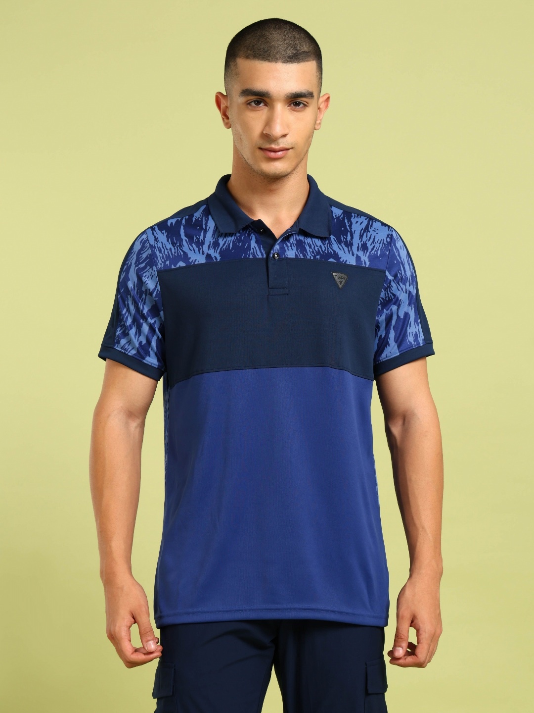 

Technosport Abstract Printed Polo Collar UPF50 Slim Fit Sports shirt, Blue