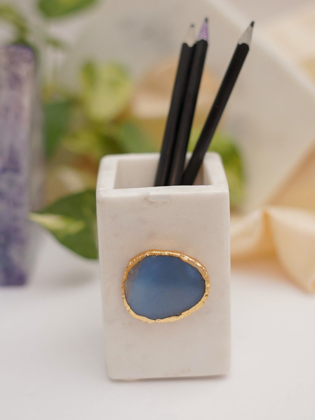

HOMEARTE Marble with Agate Pen Stand Stationery, Cream