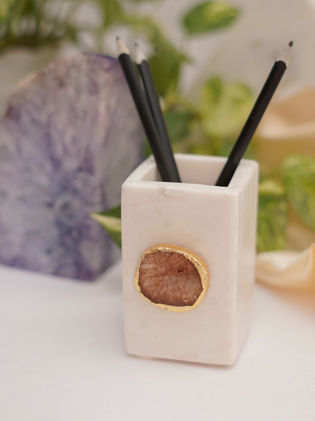 

HOMEARTE Marble with Agate Pen Stand Stationery, Cream