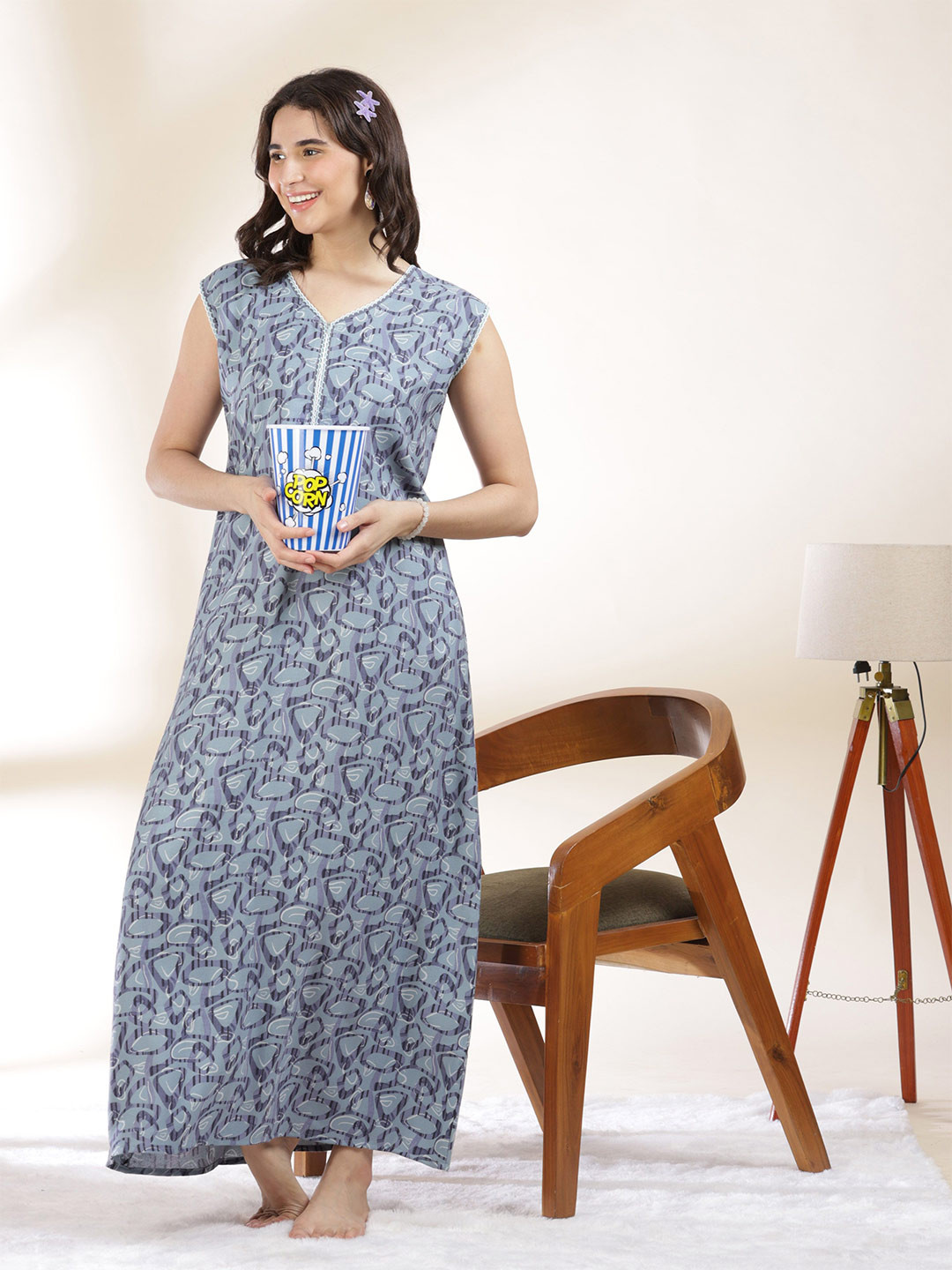 

9shines Label Women Printed Maxi Nightdress, Blue