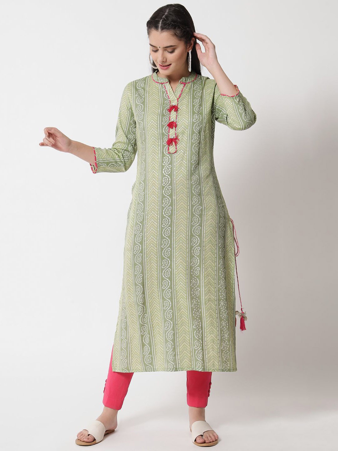 

Anouk Green Bandhani Printed Mandarin Collar Straight Kurta