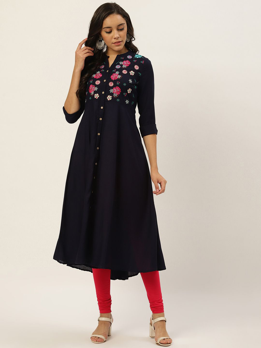

Anouk Navy Blue Floral Embroidered Mandarin Collar Thread Work Cotton A-Line Kurta