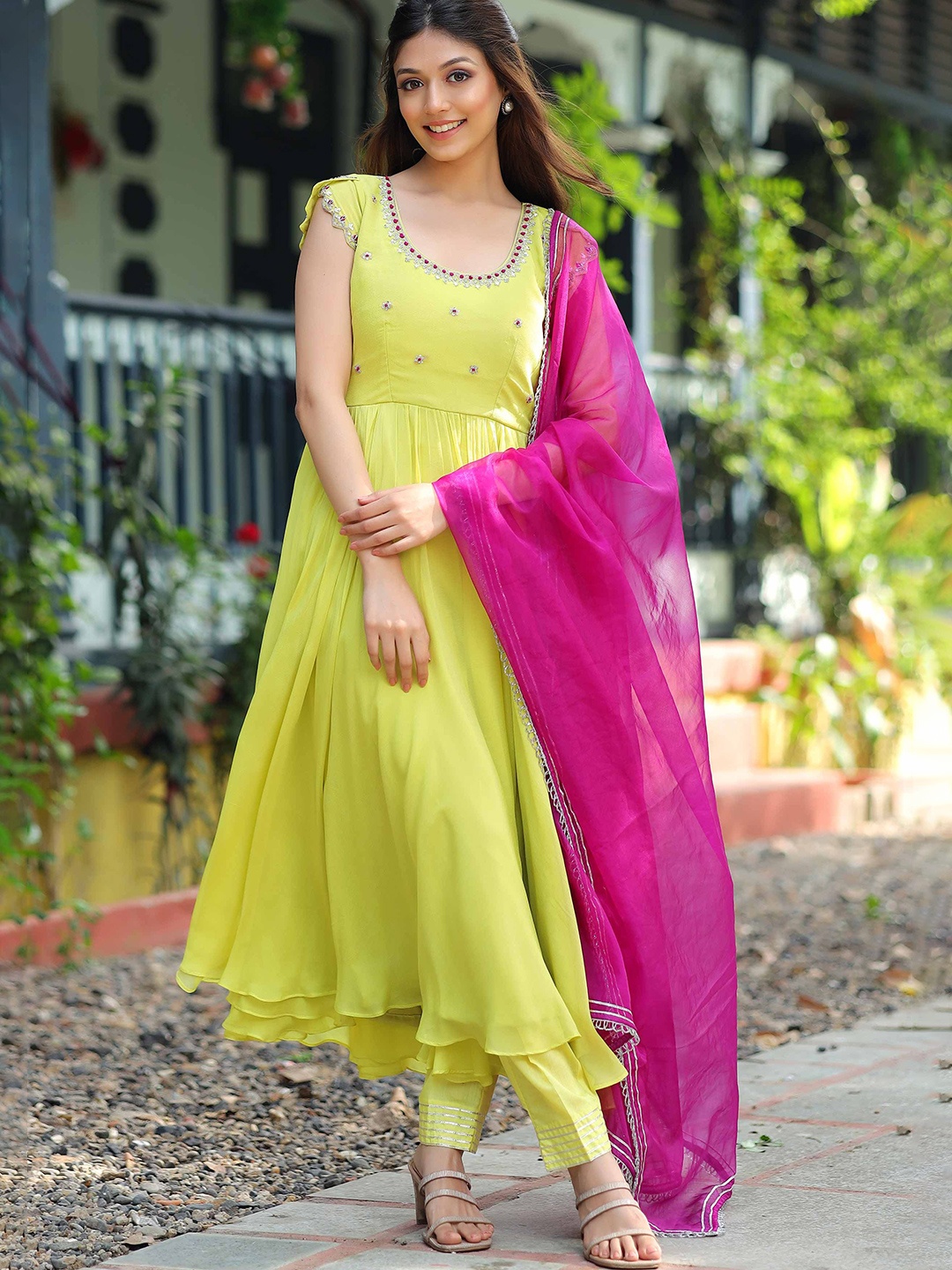 

Bullion Knot Women Georgette Round Neck Fit & Flare Maxi Dress, Yellow