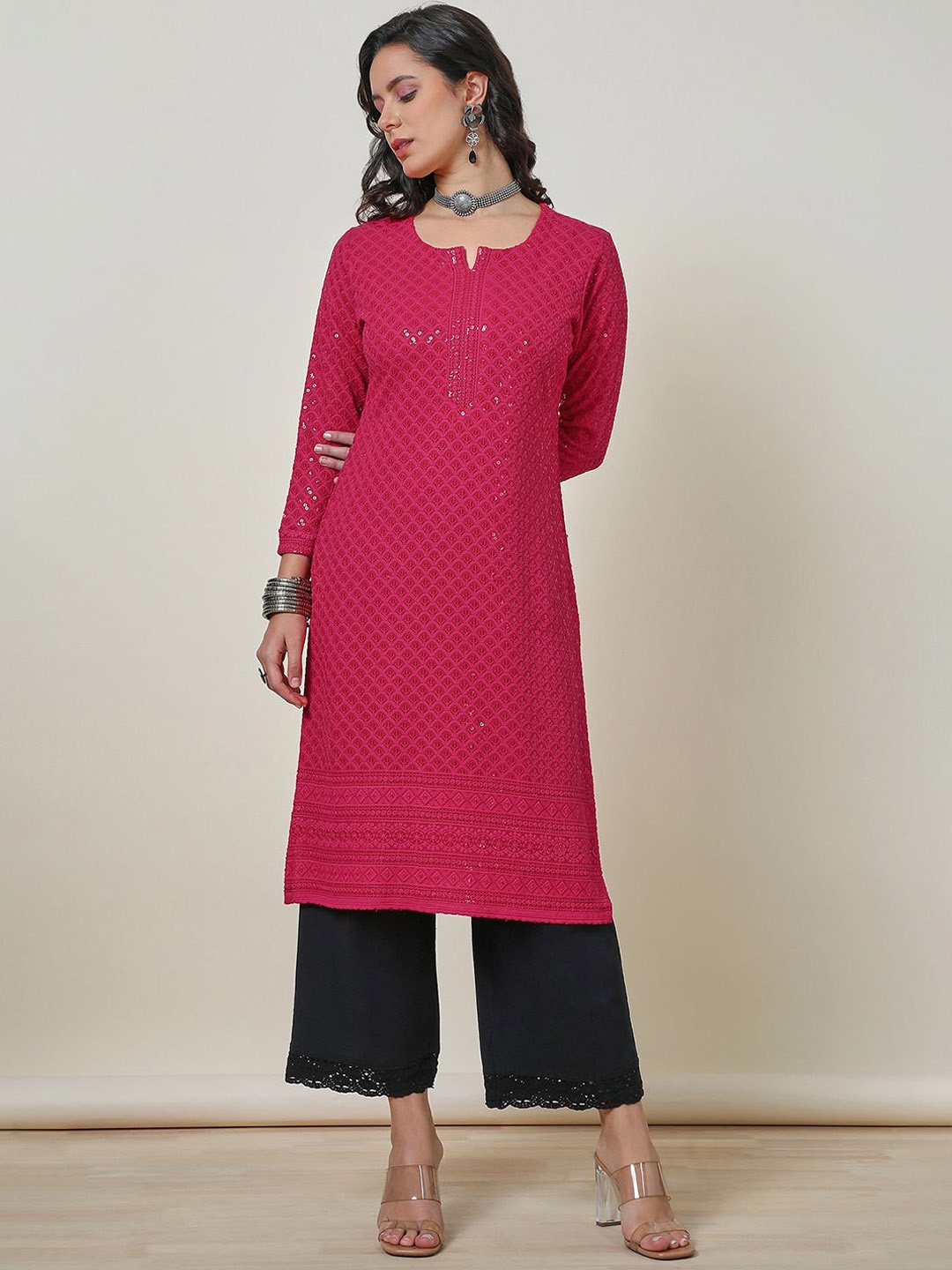 

Soch Floral Embroidered Sequinned Notch Neck Straight Kurta, Pink