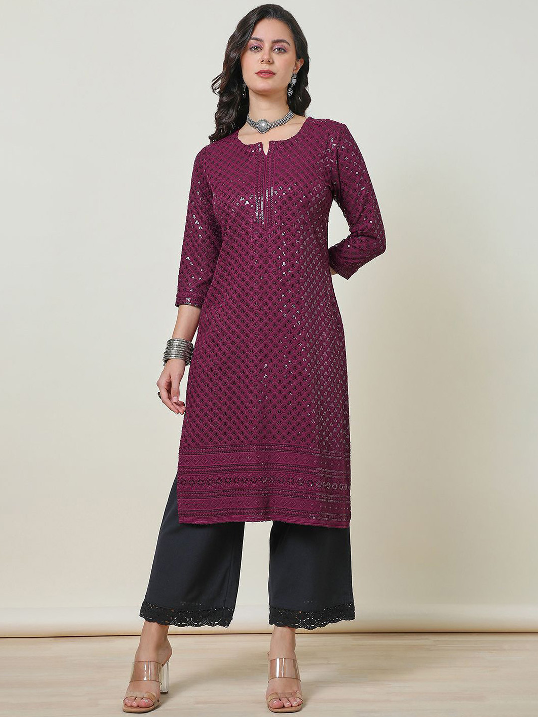 

Soch Floral Embroidered Sequinned Straight Kurta, Burgundy