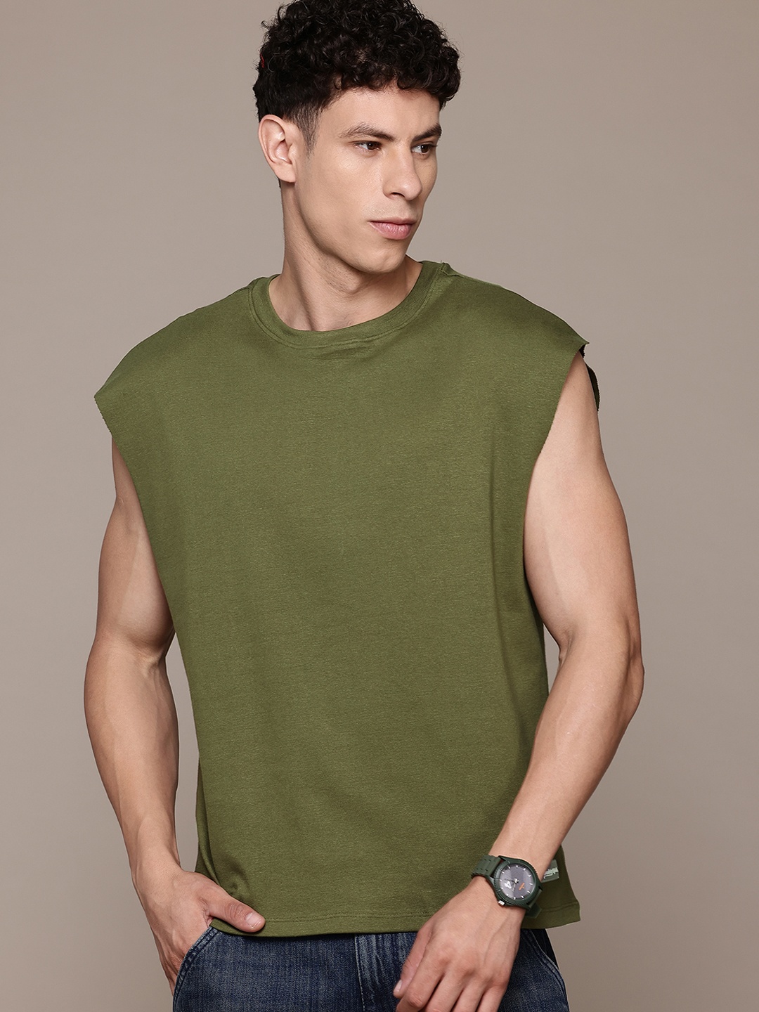

The Roadster Lifestyle Co. Pure Cotton Relaxed T-shirt, Olive