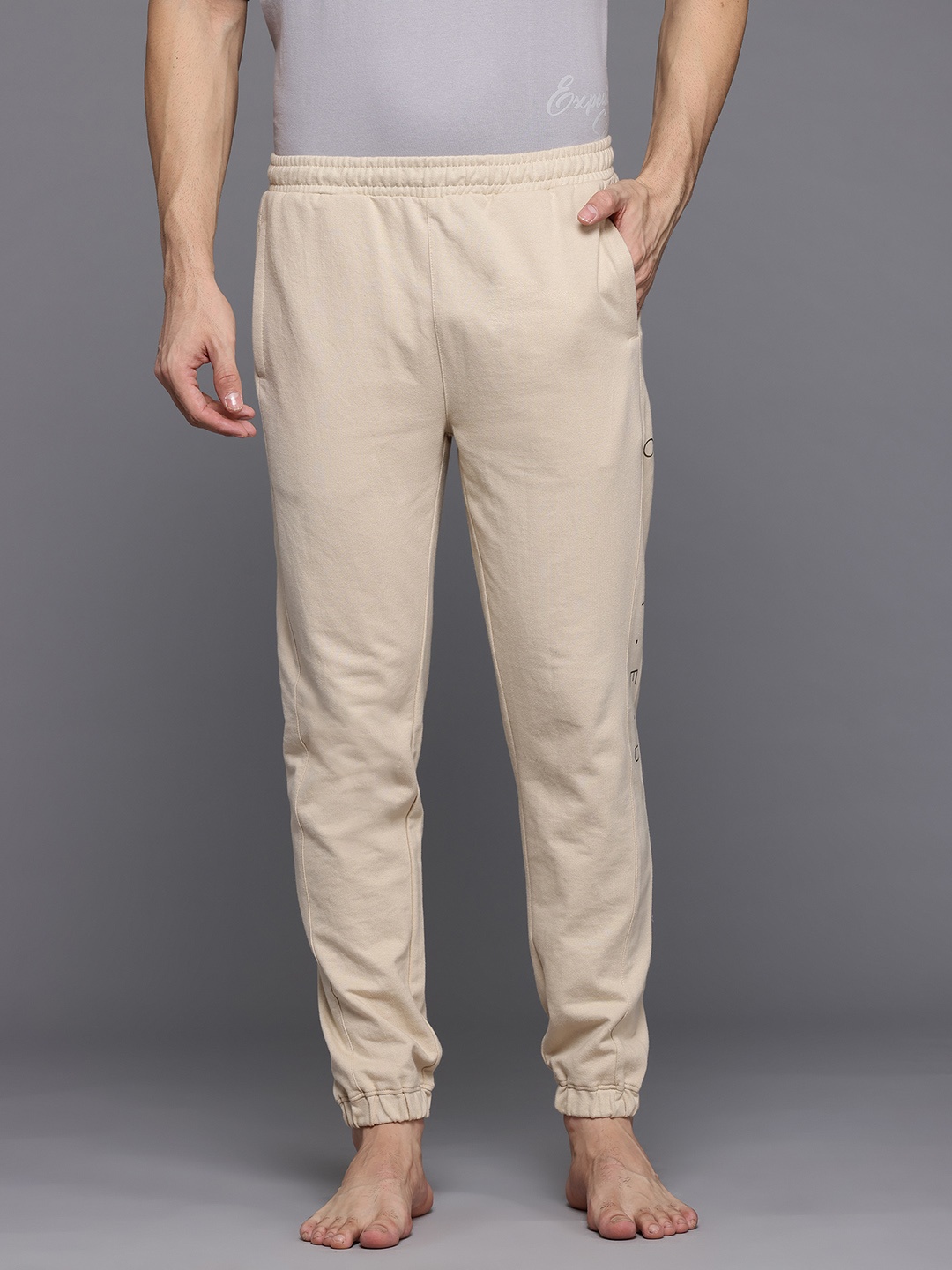 

HRX by Hrithik Roshan Men Yoga Joggers, Cream