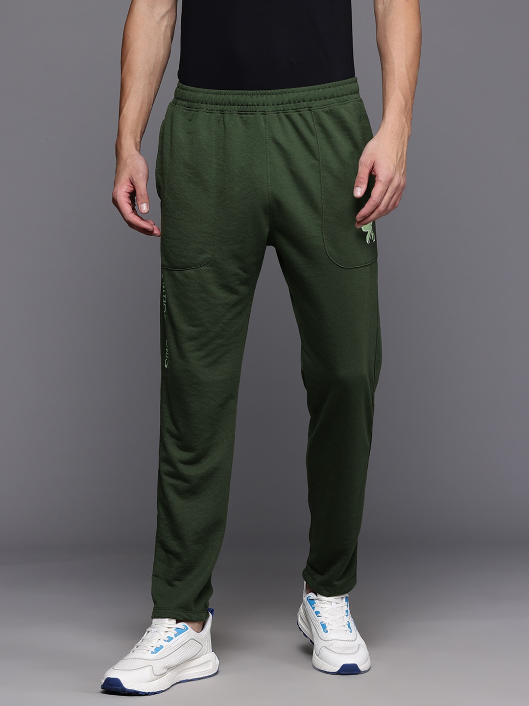 

HRX by Hrithik Roshan Men Lifestyle Track Pants, Green