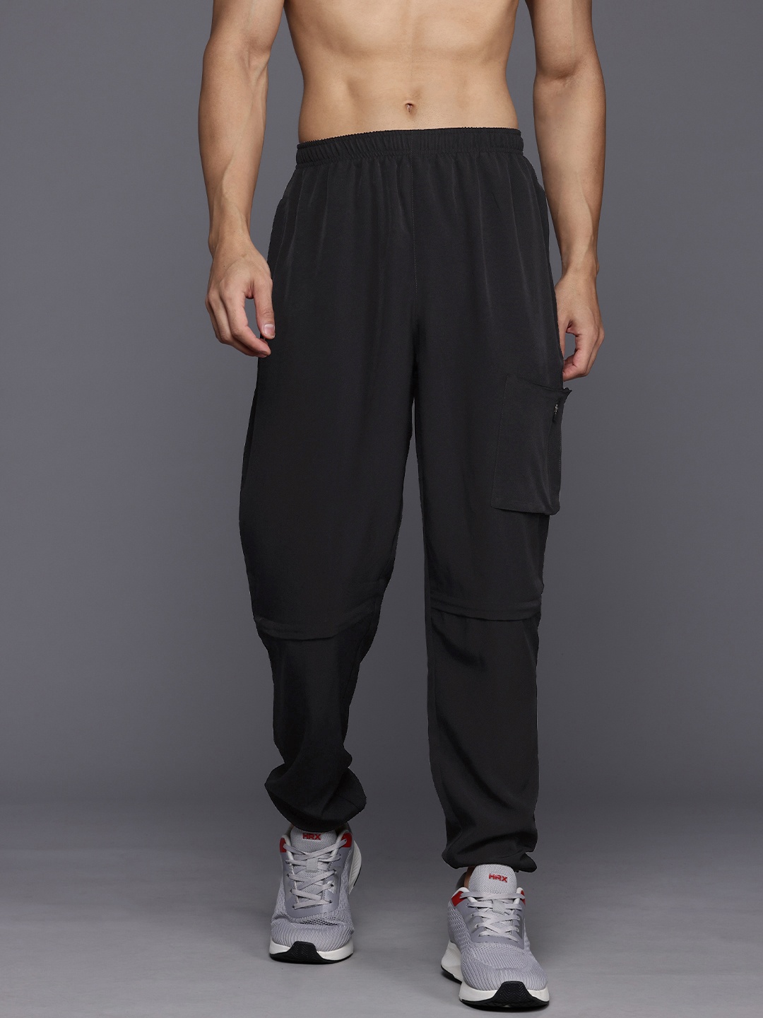

HRX by Hrithik Roshan Men Lifestyle Track pants, Black