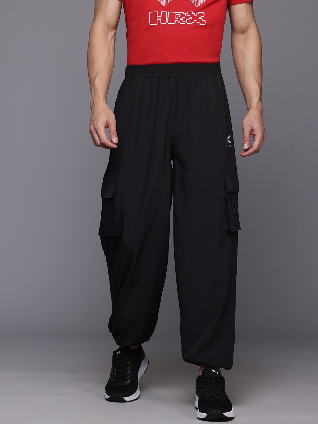 

HRX by Hrithik Roshan Men Rapid-Dry Lifestyle Cargo-Style Parachute Joggers, Black