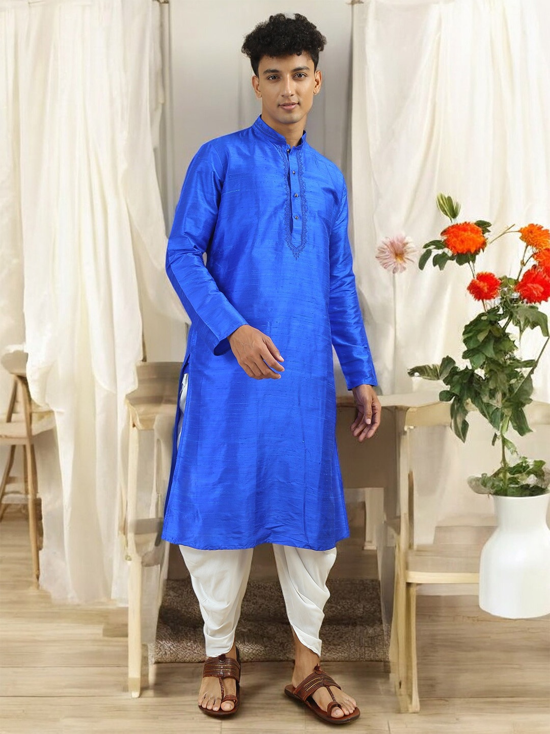 

TATTVA Thread Work Mandarin Collar Dupion Silk Straight Kurta, Blue