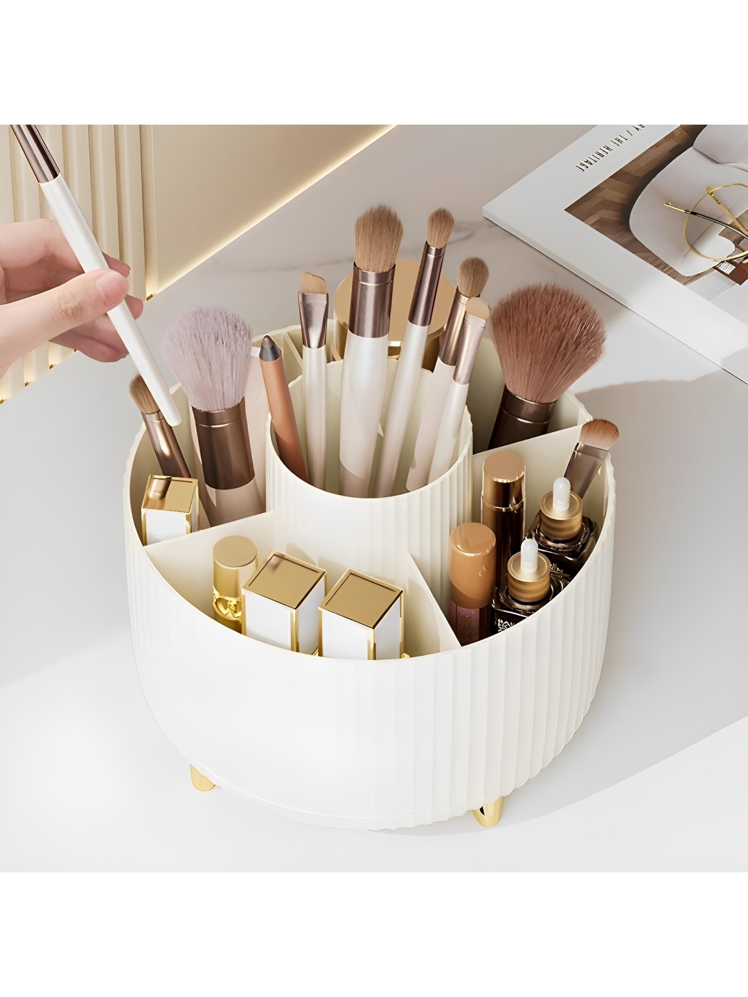 

HOUSE OF QUIRK White Striped Regular Makeup Organisers
