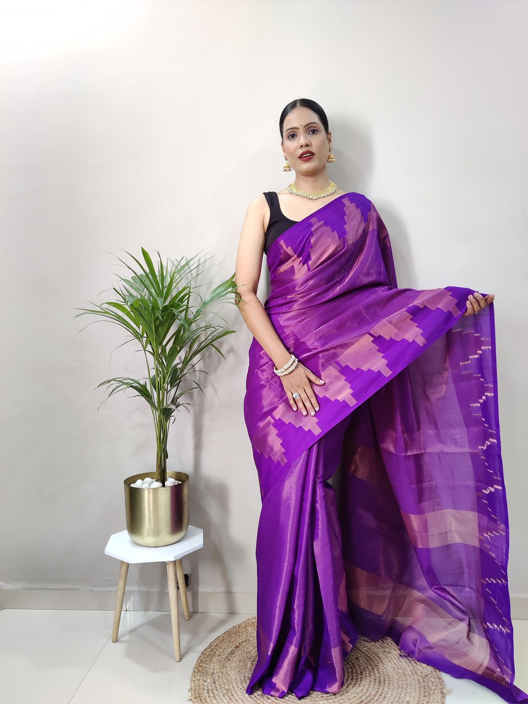 

JULEE Woven Design Zari Saree, Purple