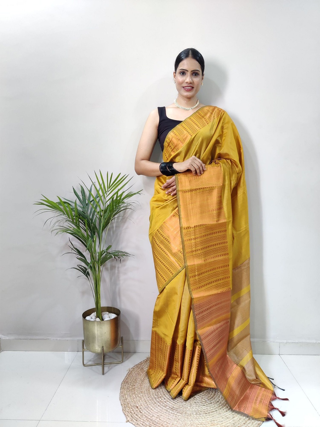 

JULEE Woven Design Zari Pure Silk Banarasi Saree, Mustard