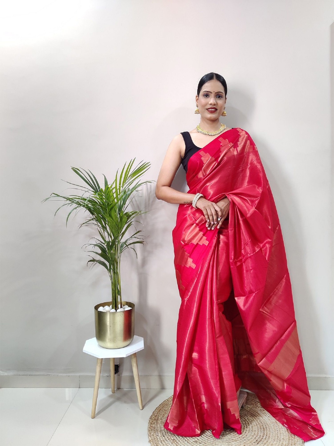 

JULEE Woven Design Zari Saree, Red