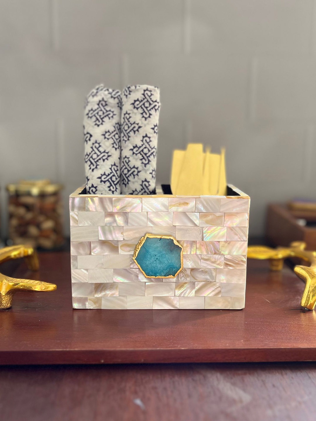 

HOMEARTE Off White & Blue Stoneware Agate Cutlery Holder
