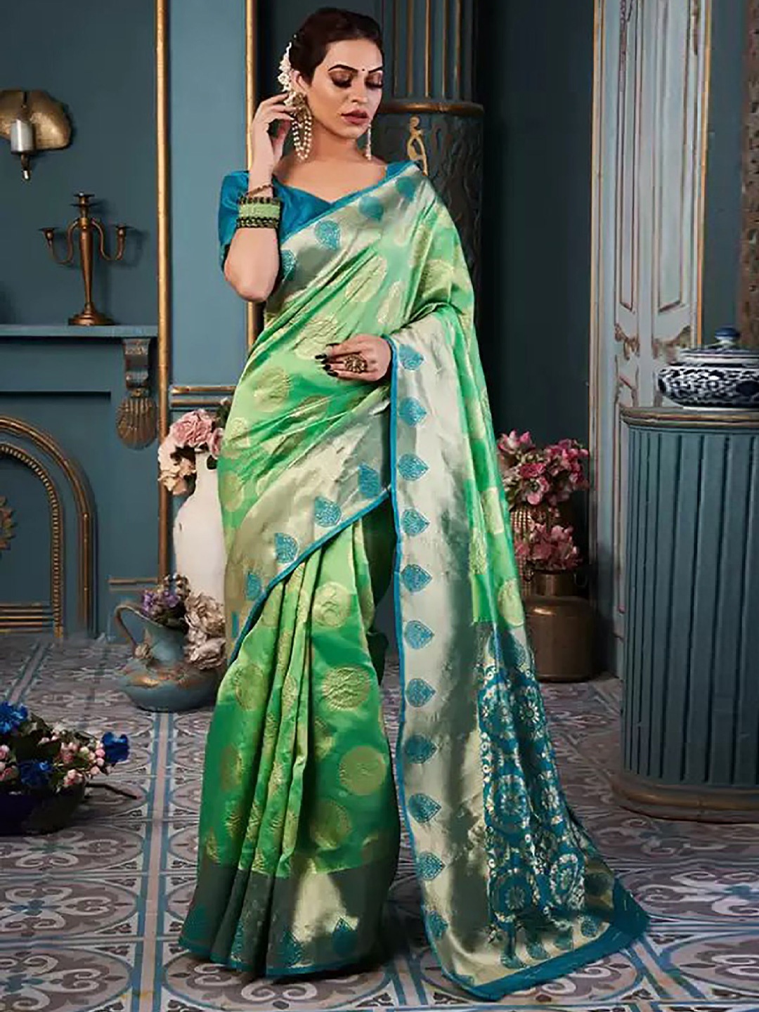 

Aldwych Woven Design Zari Banarasi Saree, Green