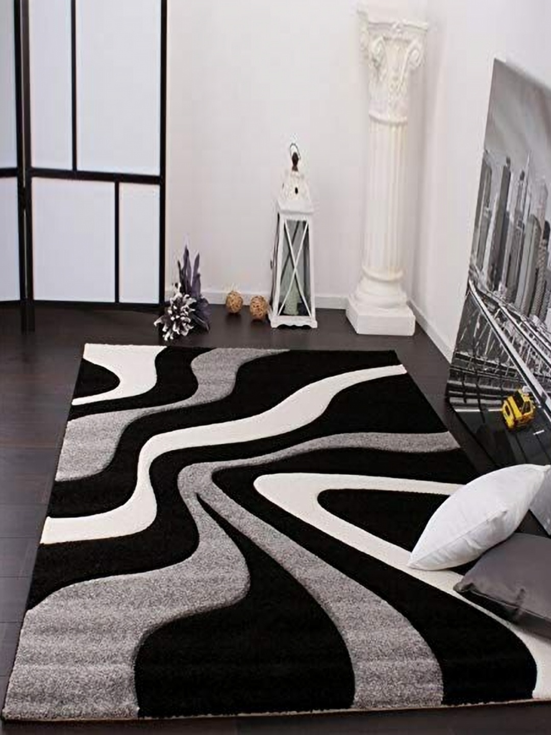 

IMRA CARPET Grey & Black Geometric Shaggy Woollen Carpet