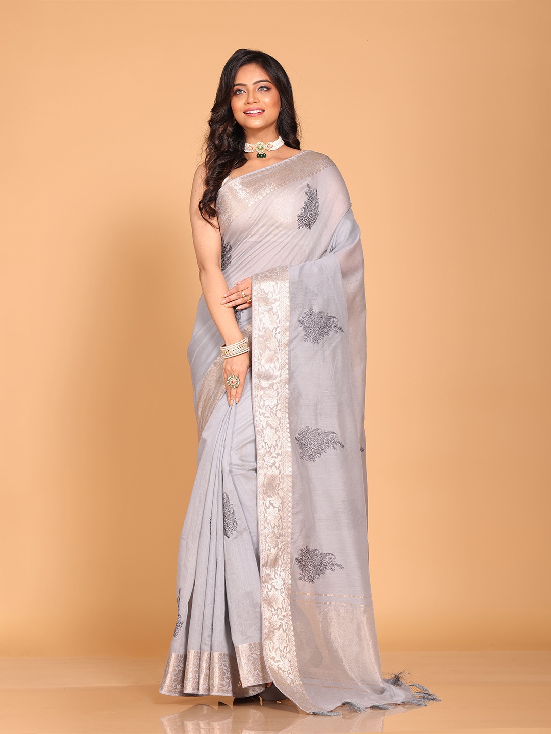 

Morchari Paisley Zari Pure Cotton Saree, Grey