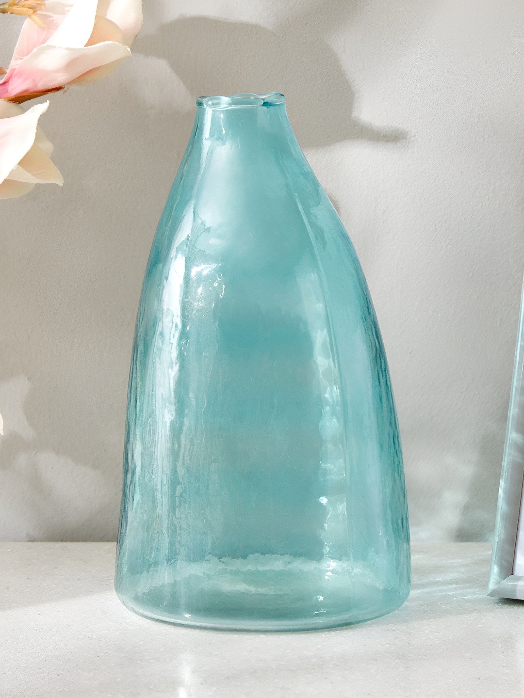 

Home Centre Splendid Blue Glass Vase