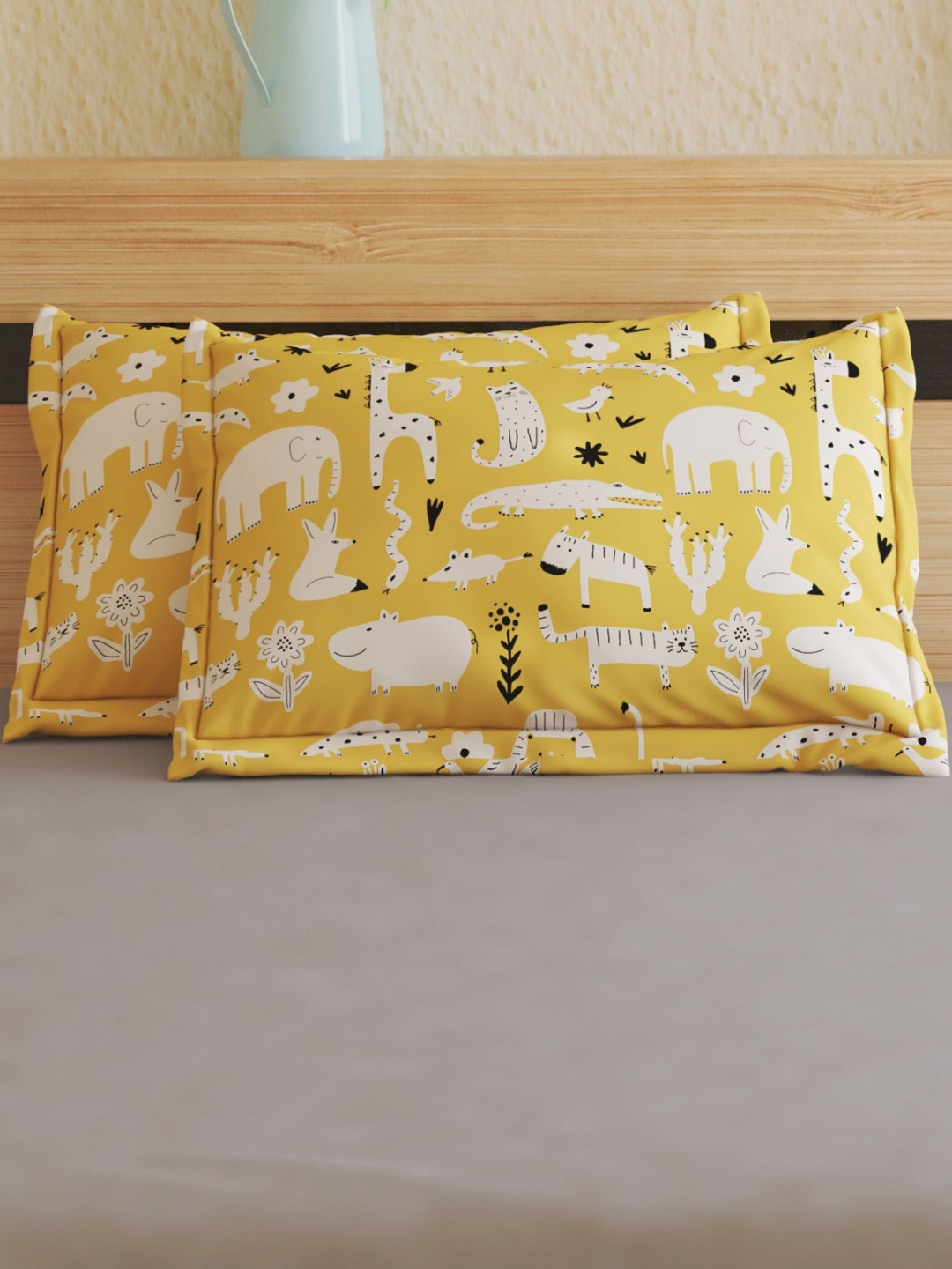 

Home Centre Yellow & White 2 Pieces Self Design Pure Cotton Rectangle Pillow Covers