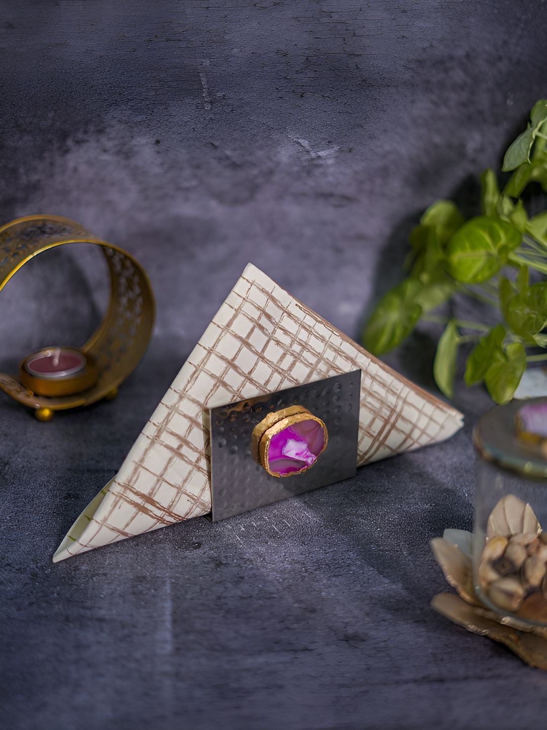 

HOMEARTE Grey & Purple Metal Tissue Holder