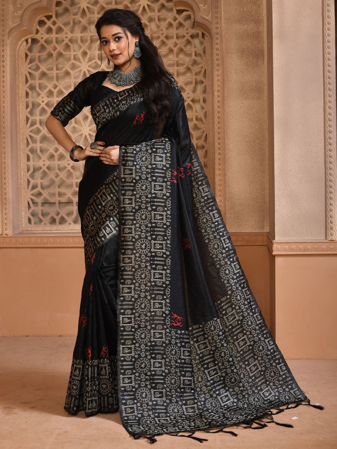 

Panzora Woven Design Silk Blend Saree, Black