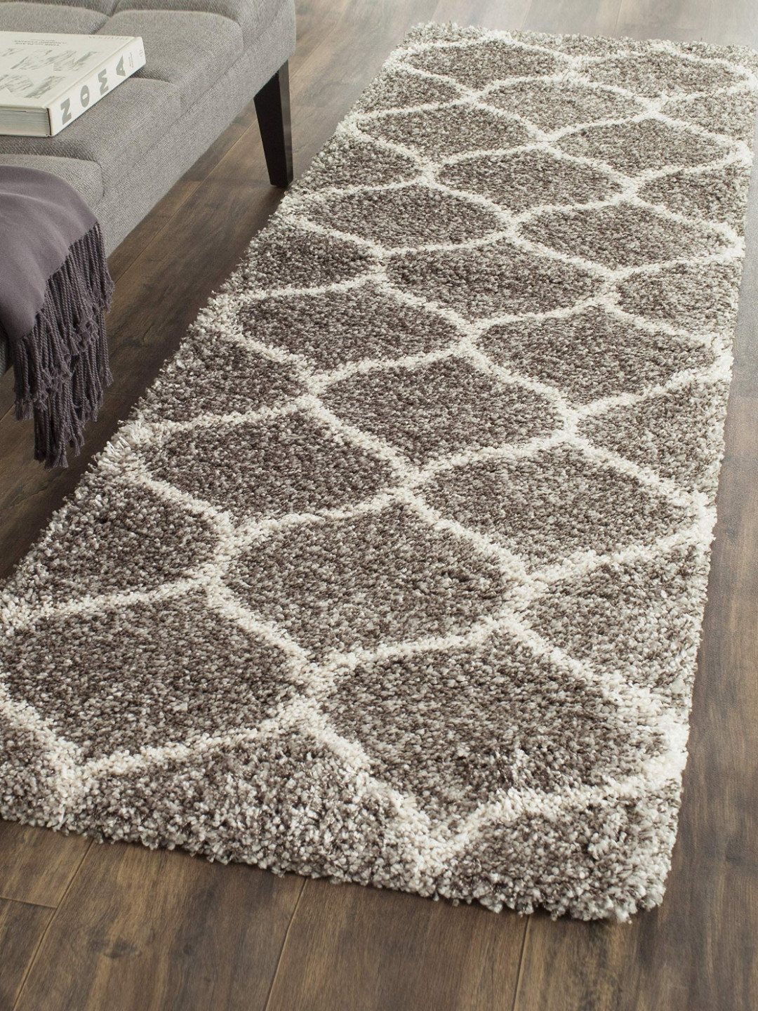 

IMRA CARPET Grey & Beige Geometric Rectangular Shaggy Carpet