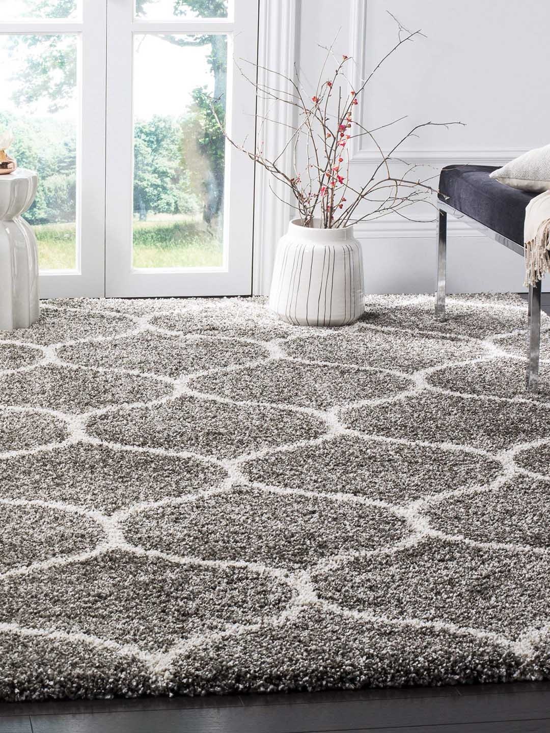 

IMRA CARPET Grey & White Geometric Woollen Rectangular Shaggy Carpet