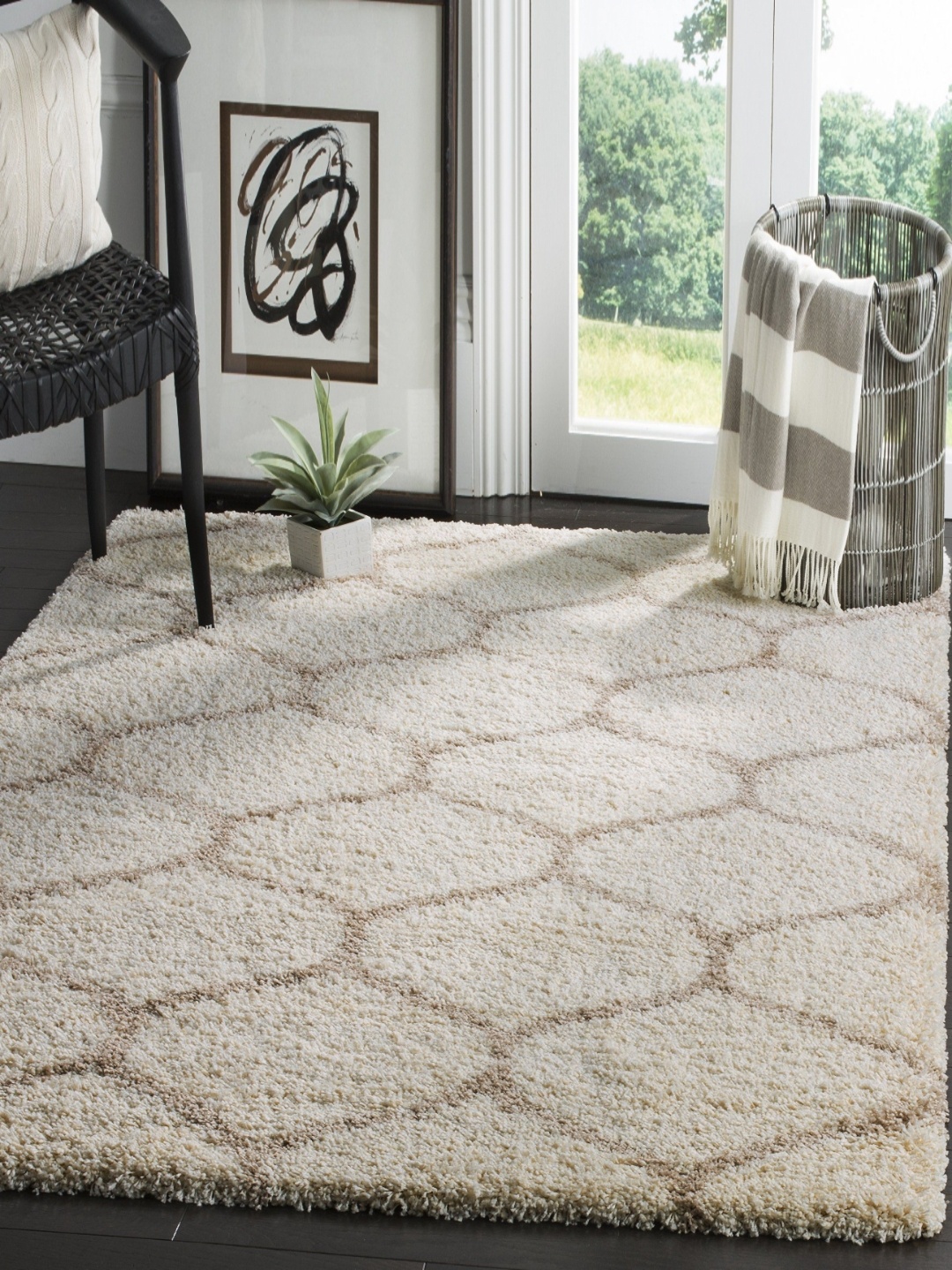 

IMRA CARPET Beige & White Geometric Shaggy Carpet