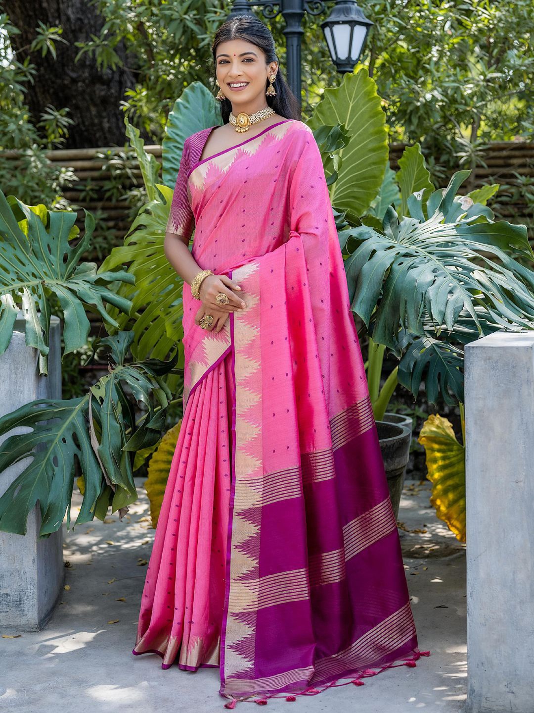 

Panzora Woven Design Zari Tussar Saree, Pink