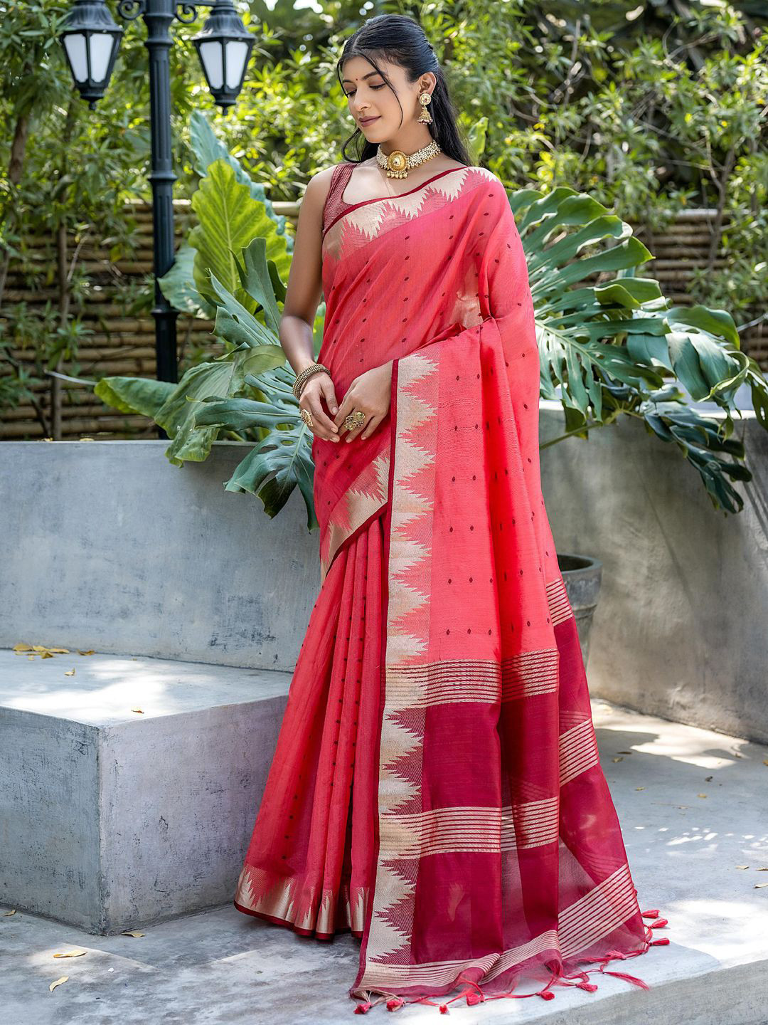 

Panzora Woven Design Zari Tussar Saree, Pink