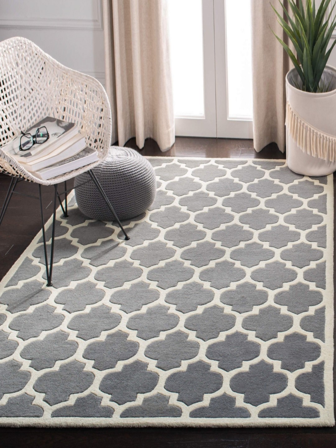 

IMRA CARPET Grey & Beige Geometric Shaggy Rectangle Hand-Tufted Woollen Carpet