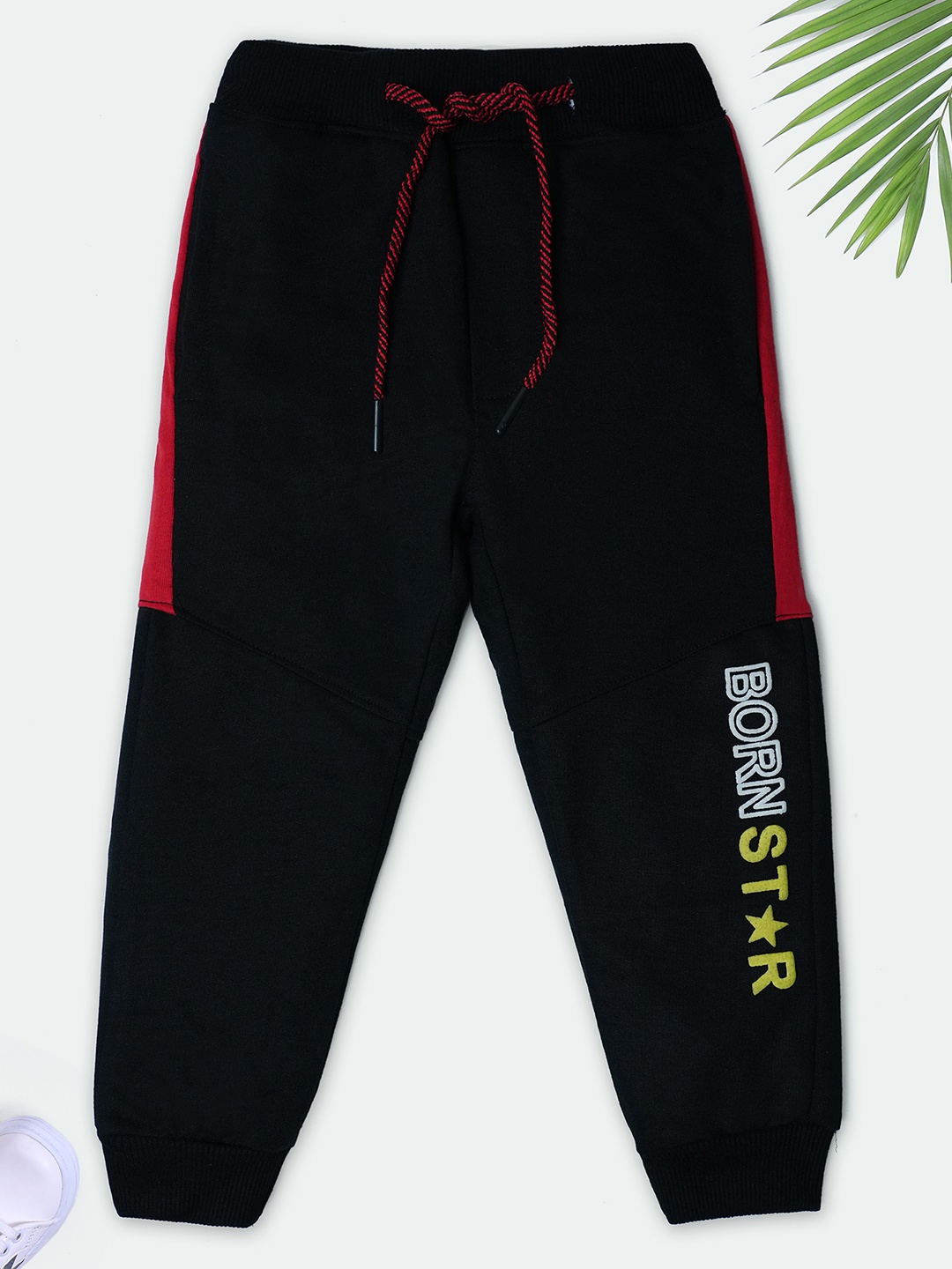 

Nino Togs Boys Printed Pure Cotton Mid-Rise Joggers, Black