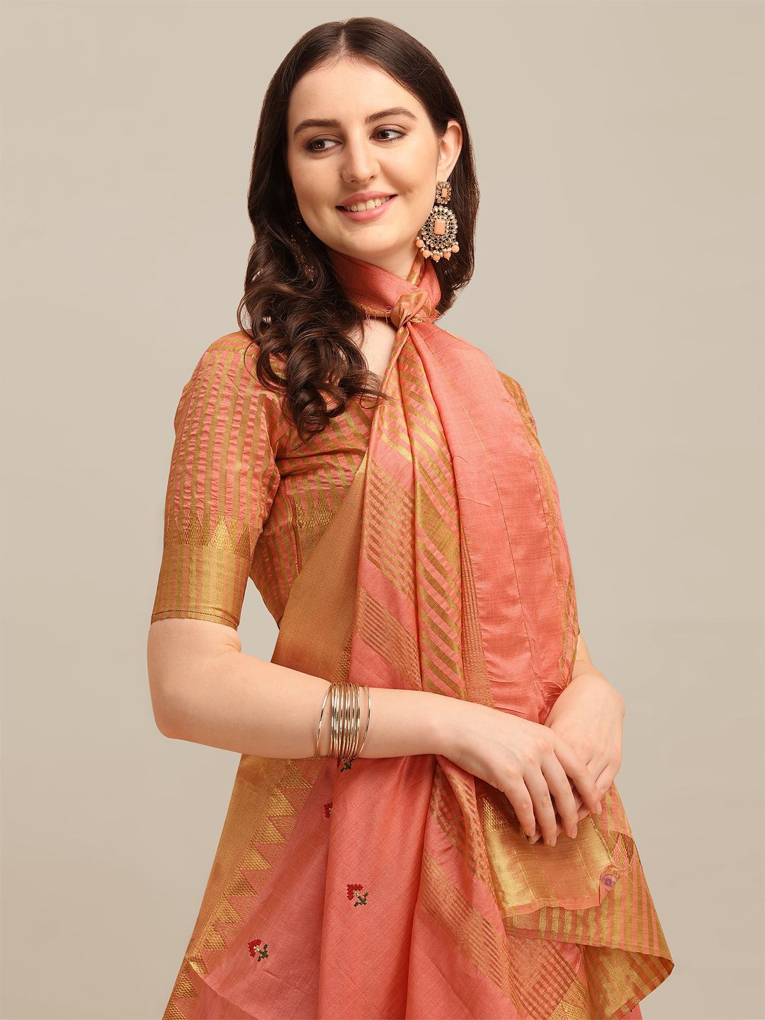 

KAVINDI Ethnic Motifs Zari Saree With Blouse Piece, Peach