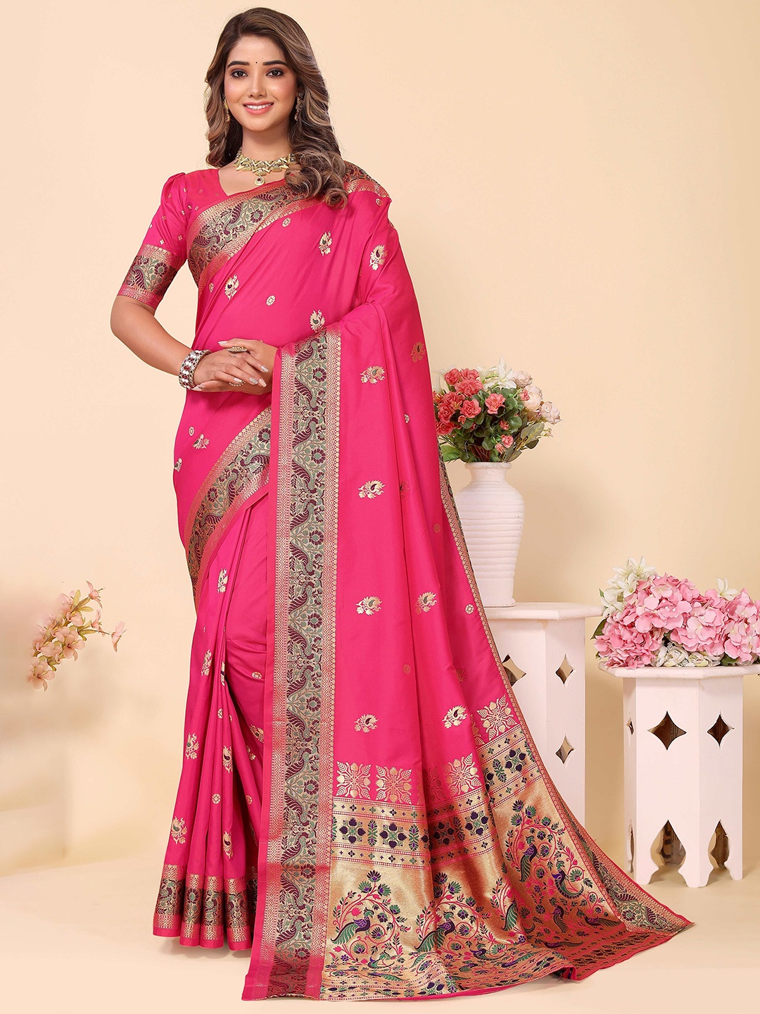 

HEER FASHION Woven Design Zari Paithani Saree, Pink