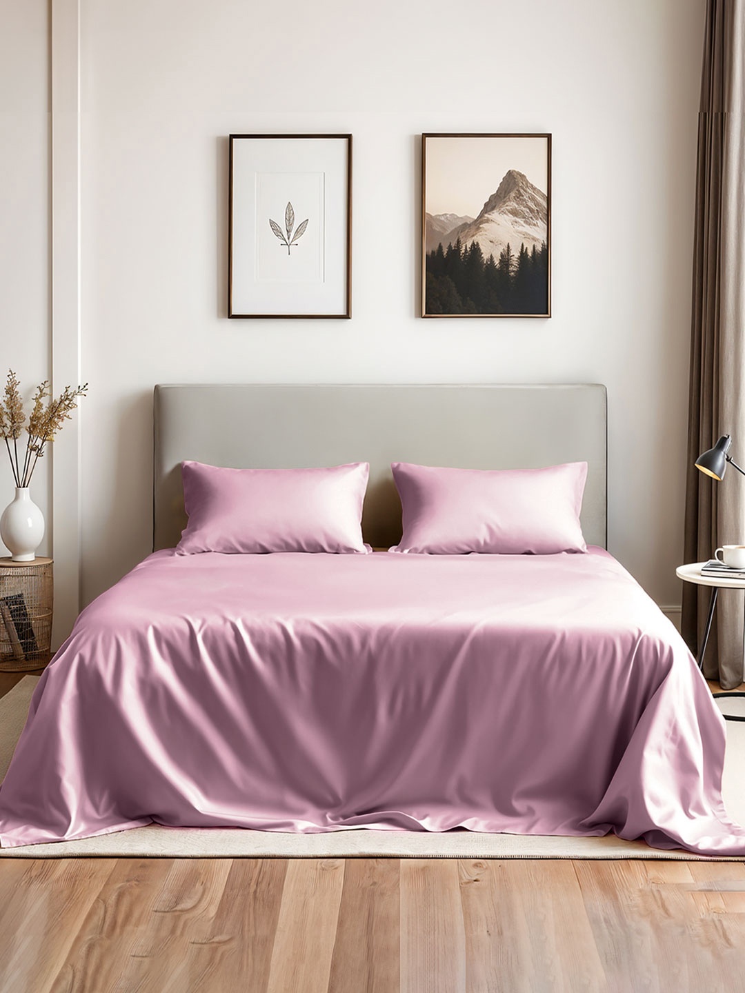 

Myntra Elegant Homes Mauve 300 TC King Bedsheet with 2 Pillow Covers